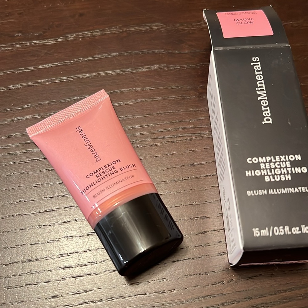 New in box! BareMinerals Complexion Rescue highlighting blush - Mauve Glow